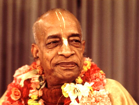 SELF-MADE GURU CANNOT BE GURU, HE MUST BE AUTHORIZED BY THE BONA FIDE GURU. THEN HE´S GURU. This is the fact. Nobody can be self-made anything