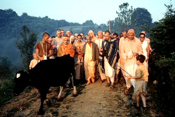 How the British destroyed the vedic culture in India
