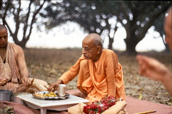Offering Food to Krishna